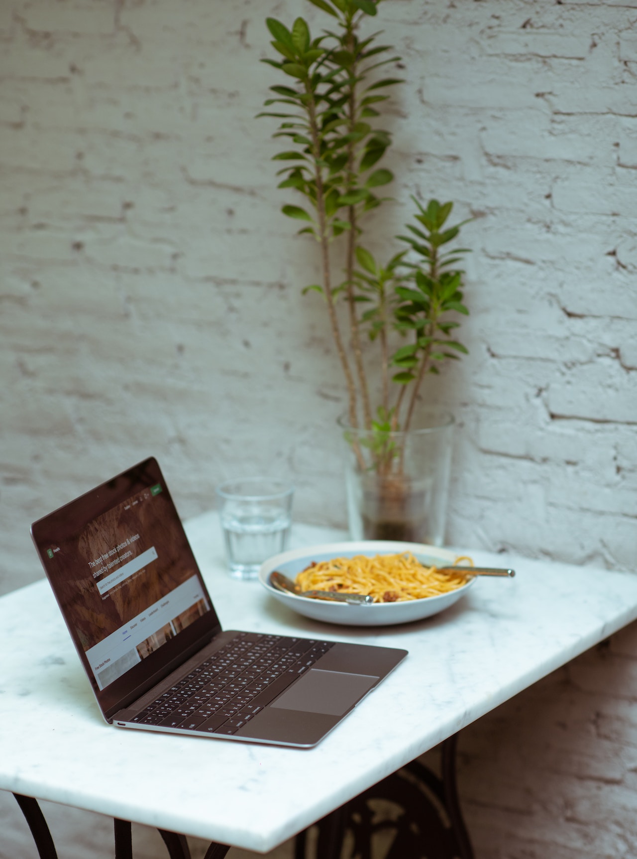 Comer de forma minimalista